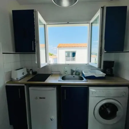 Bright Nest With Lovely Balcony In La Rochelle (Charente-Maritime)